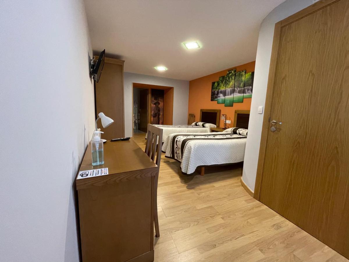 Habitaciones A Casa De Pepe Tríacastela Eksteriør bilde