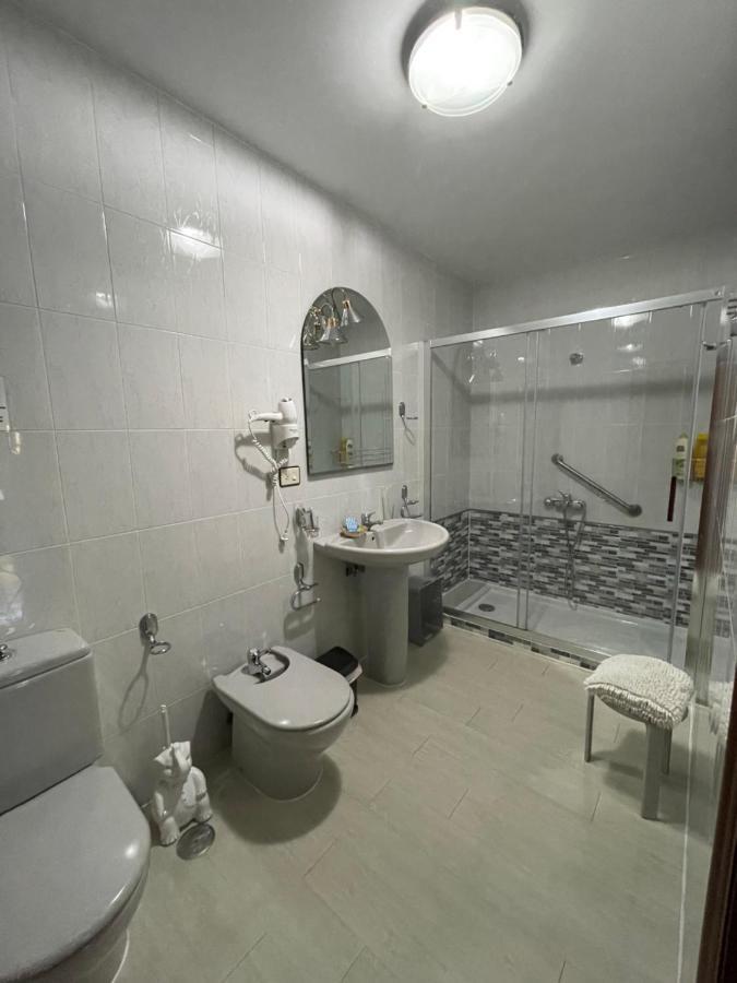 Habitaciones A Casa De Pepe Tríacastela Eksteriør bilde